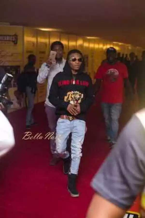 Singer Humblesmith bows for Wizkid